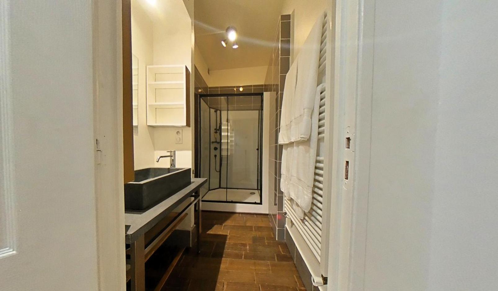 Appartement Tout Equipe - Centre-Ville Epernay Exterior photo